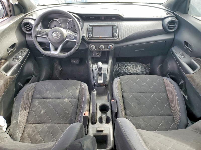 48502506 :رقم المزاد ، 3N1CP5CU1JL521367 vin ، 2018 Nissan Kicks مزاد بيع