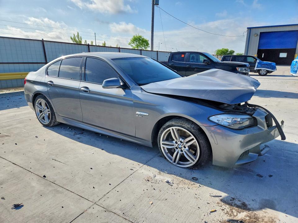 49133626 :رقم المزاد ، WBAFU7C58BC878028 vin ، 2011 Bmw 535 مزاد بيع