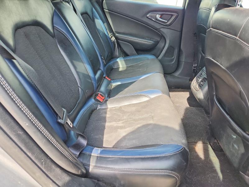 Продажа на аукционе авто 2015 Chrysler 200, vin: 1C3CCCBB9FN538572, номер лота: 51129636