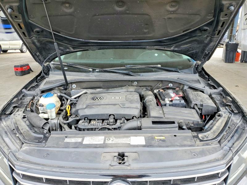 51375196 :رقم المزاد ، 1VWAT7A36GC055510 vin ، 2016 Volkswagen Passat مزاد بيع