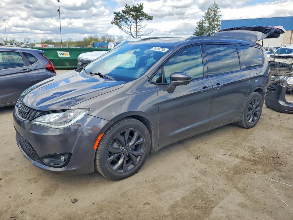 Продажа на аукционе авто 2019 Chrysler Pacifica, vin: 2C4RC1GG3KR652496, номер лота: 51700376