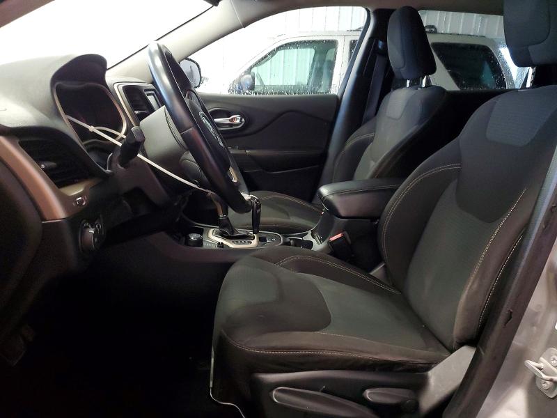 48589836 :رقم المزاد ، 1C4PJMCB2GW286487 vin ، 2016 Jeep Cherokee مزاد بيع