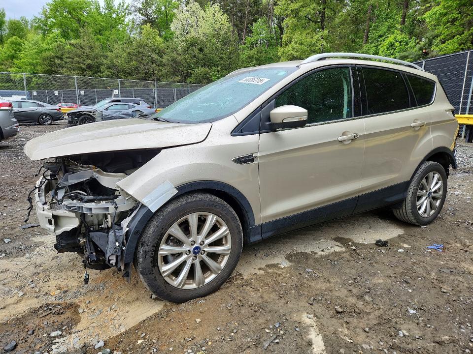 50386216 :رقم المزاد ، 1FMCU0J91HUB07976 vin ، 2017 Ford Escape مزاد بيع