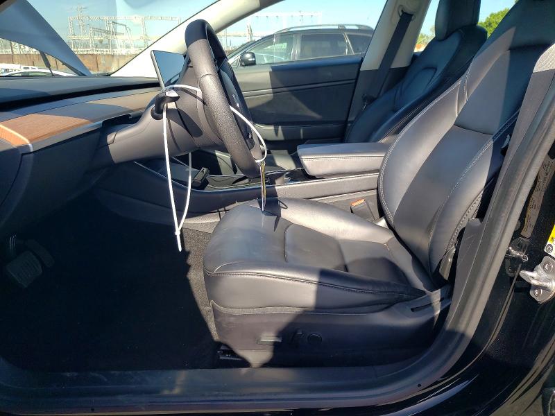 51027306 :رقم المزاد ، 5YJ3E1EB4LF710474 vin ، 2020 Tesla Model 3 مزاد بيع