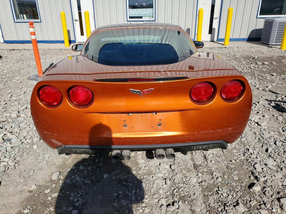 51645676 :رقم المزاد ، 1G1YY26UX75104924 vin ، 2007 Chev Corvette مزاد بيع