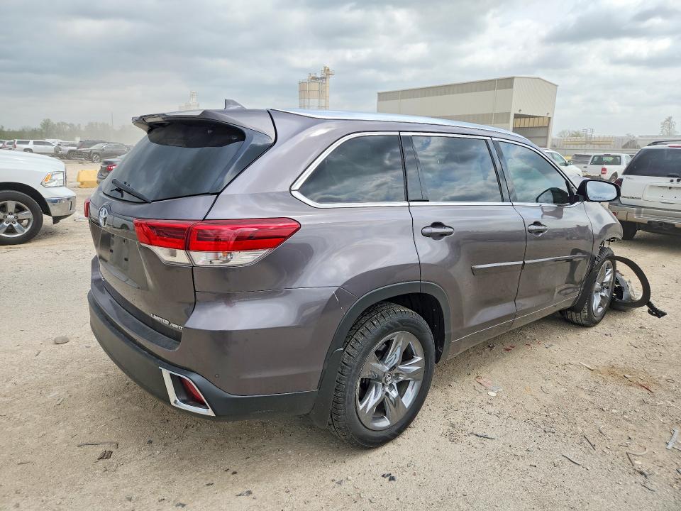 2019 Toyota Highlander მანქანა იყიდება აუქციონზე, vin: 5TDDZRFH4KS959930, აუქციონის ნომერი: 50166766