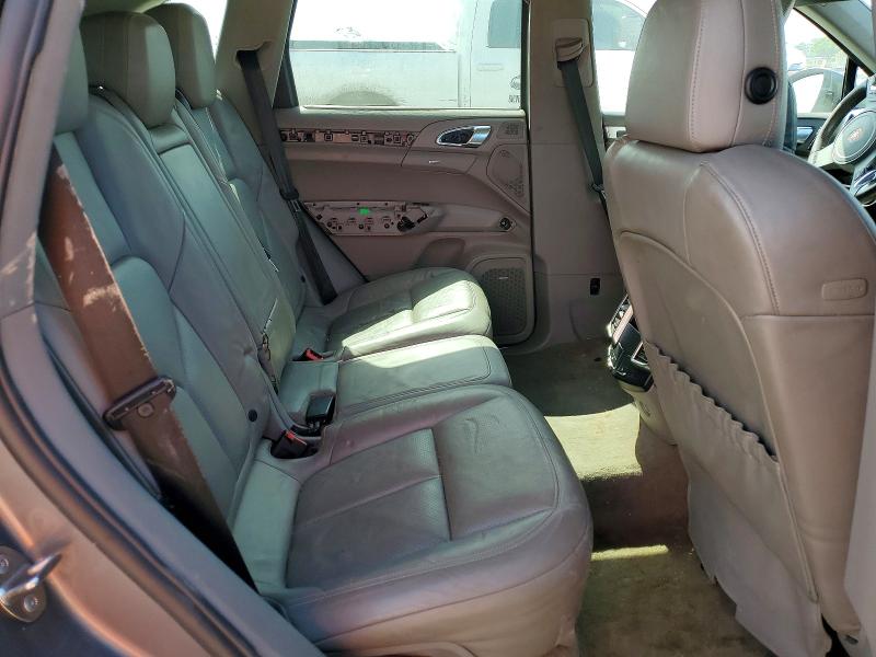 51449126 :رقم المزاد ، WP1AB2A20BLA42999 vin ، 2011 Porsche Cayenne مزاد بيع