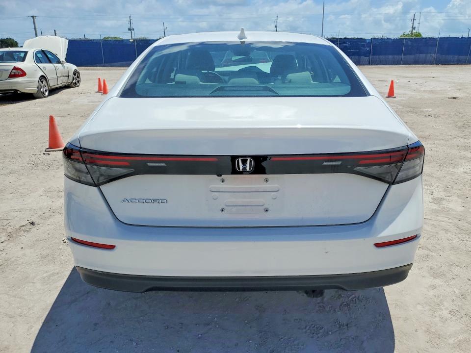 2025 Honda Accord მანქანა იყიდება აუქციონზე, vin: 1HGCY1F29SA037485, აუქციონის ნომერი: 50889296