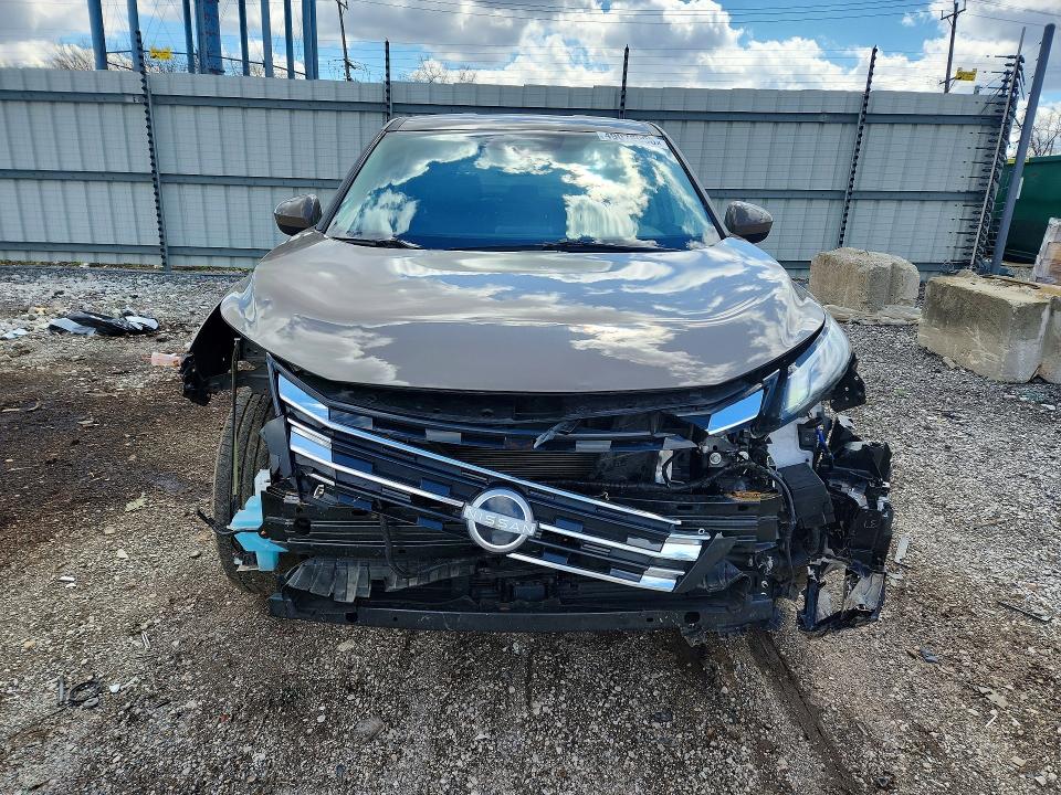 49078906 :رقم المزاد ، 5N1BT3BB8SC770427 vin ، 2025 Nissan Rogue مزاد بيع