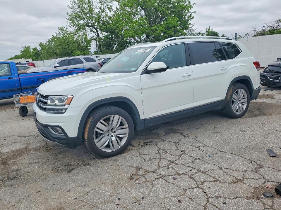 51278756 :رقم المزاد ، 1V2NR2CA3JC534863 vin ، 2018 Volkswagen Atlas مزاد بيع