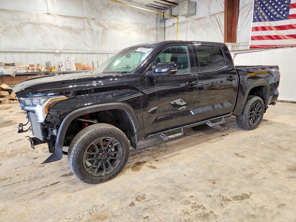 49623876 :رقم المزاد ، 5TFWA5DB0SX323815 vin ، 2025 Toyota Tundra مزاد بيع
