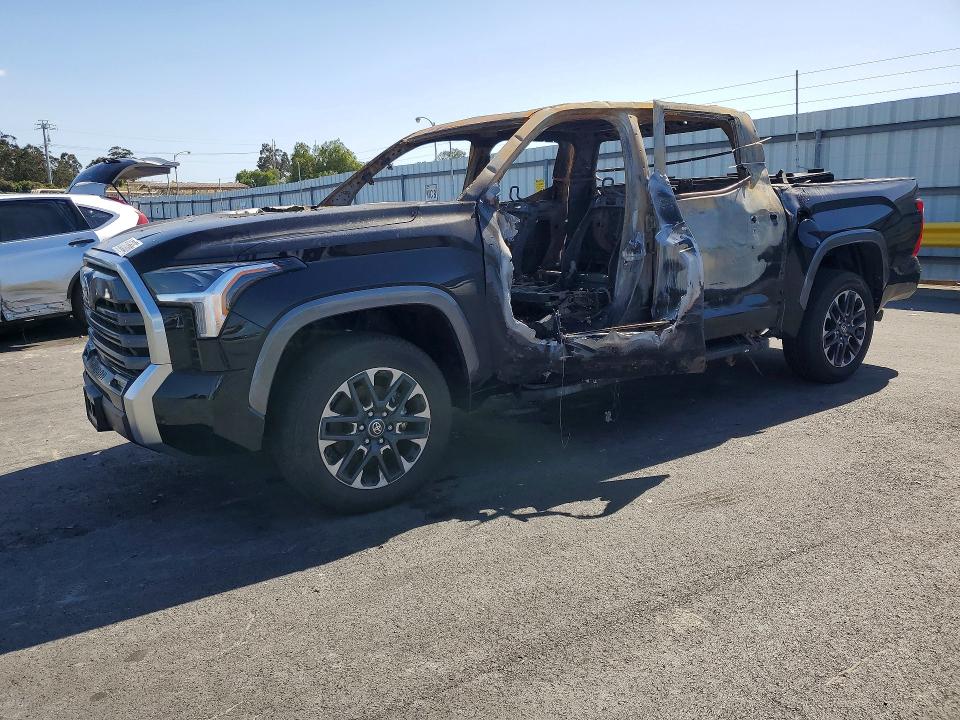 Продажа на аукционе авто 2025 Toyota Tundra, vin: 5TFJA5DB3SX297642, номер лота: 51376526
