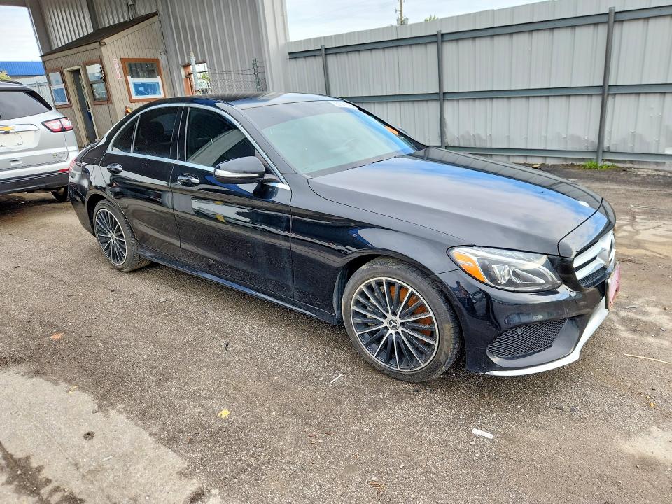 51380526 :رقم المزاد ، 55SWF4KB7FU020639 vin ، 2015 Mercedes-benz C مزاد بيع