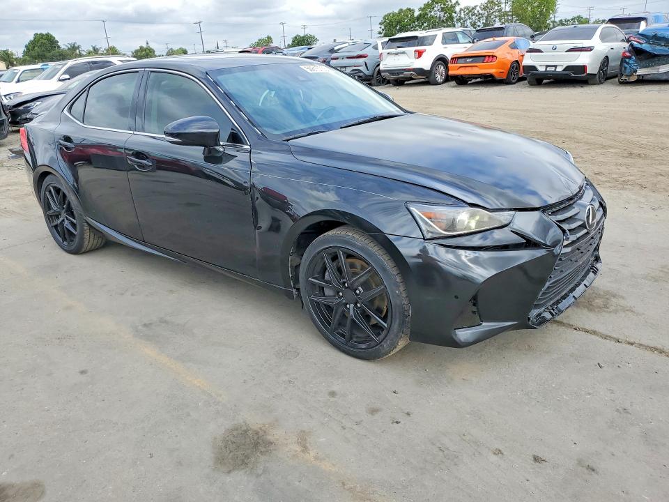 2018 Lexus Is მანქანა იყიდება აუქციონზე, vin: JTHBA1D26J5068071, აუქციონის ნომერი: 50615736