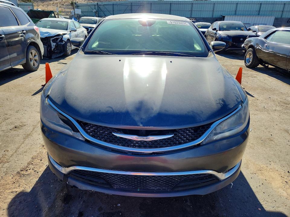 51028856 :رقم المزاد ، 1C3CCCCG2GN147324 vin ، 2016 Chrysler 200 مزاد بيع