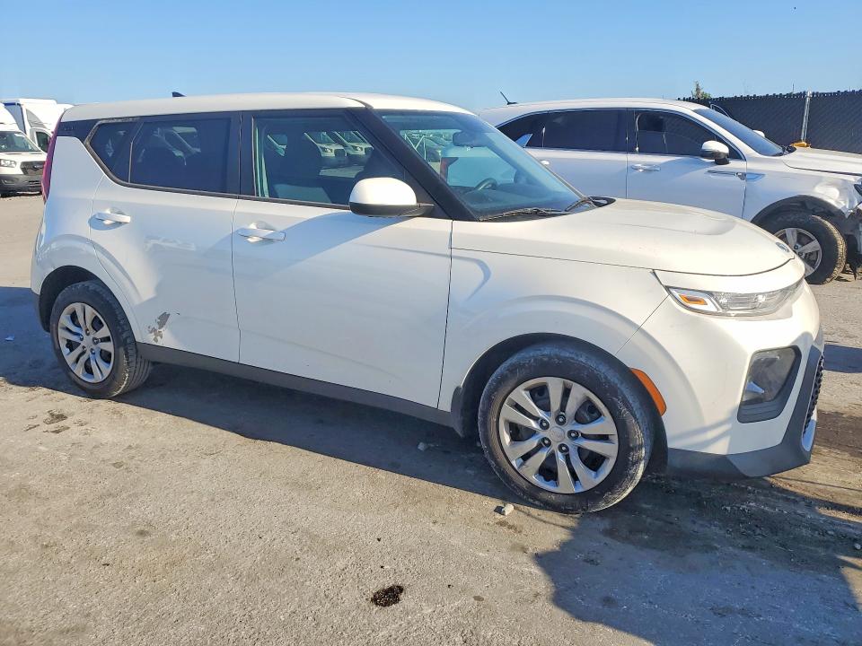 50603716 :رقم المزاد ، KNDJ23AU5L7121877 vin ، 2020 Kia Soul مزاد بيع