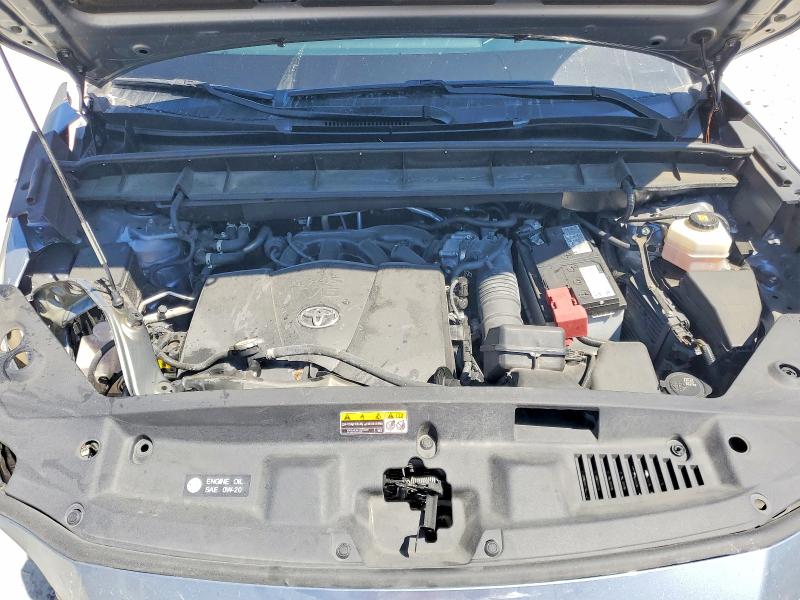 51145296 :رقم المزاد ، 5TDGZRAH3NS101731 vin ، 2022 Toyota Highlander مزاد بيع