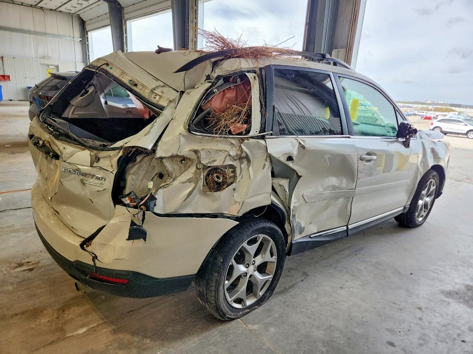 2015 Subaru Forester მანქანა იყიდება აუქციონზე, vin: JF2SJAUC4FH557666, აუქციონის ნომერი: 49256176