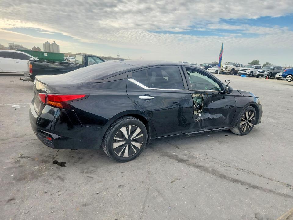 Продаж на аукціоні авто 2022 Nissan Altima, vin: 1N4BL4DV3NN302508, номер лоту: 50410336