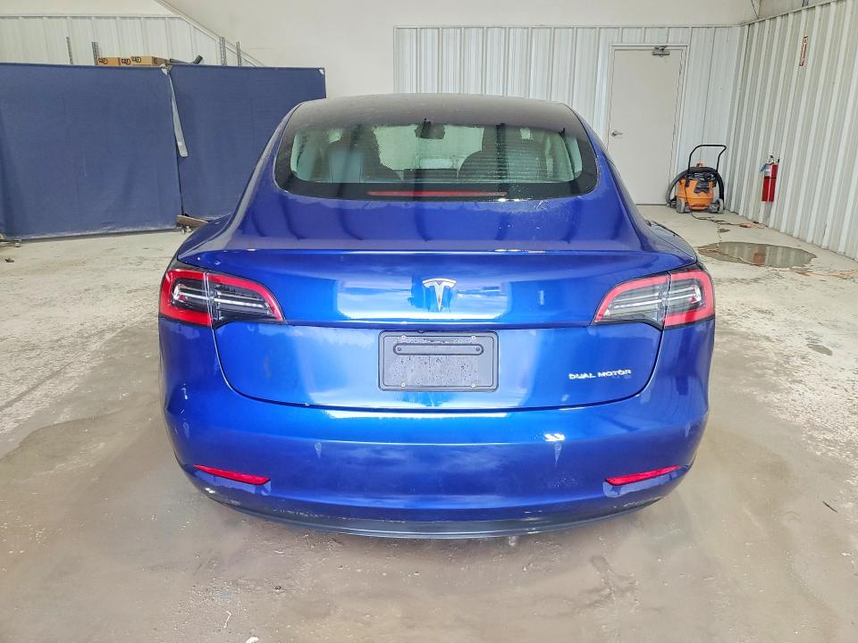 50345186 :رقم المزاد ، 5YJ3E1EB5NF289755 vin ، 2022 Tesla Model 3 مزاد بيع