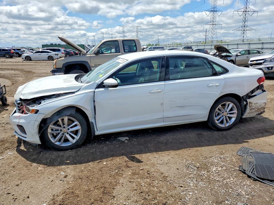 Продажа на аукционе авто 2020 Volkswagen Passat, vin: 1VWAA7A33LC002599, номер лота: 51274016