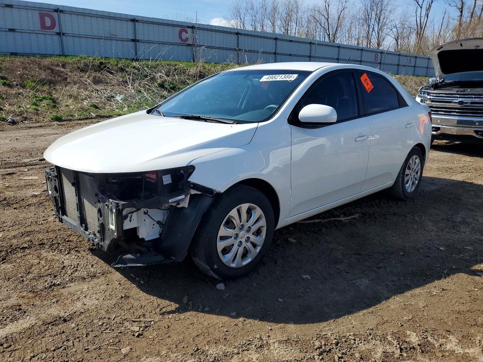 2013 Kia Forte მანქანა იყიდება აუქციონზე, vin: KNAFT4A24D5738589, აუქციონის ნომერი: 49821386