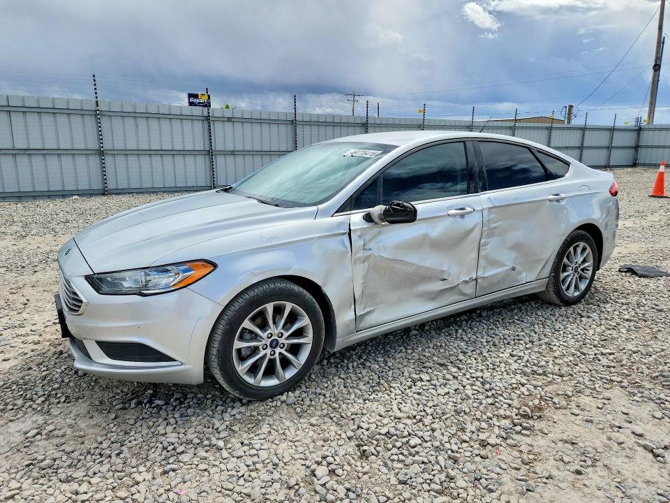 Продажа на аукционе авто 2017 Ford Fusion, vin: 3FA6P0H75HR330371, номер лота: 49776416
