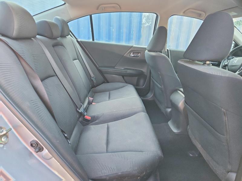 50594036 :رقم المزاد ، 1HGCR2F38HA015563 vin ، 2017 Honda Accord مزاد بيع