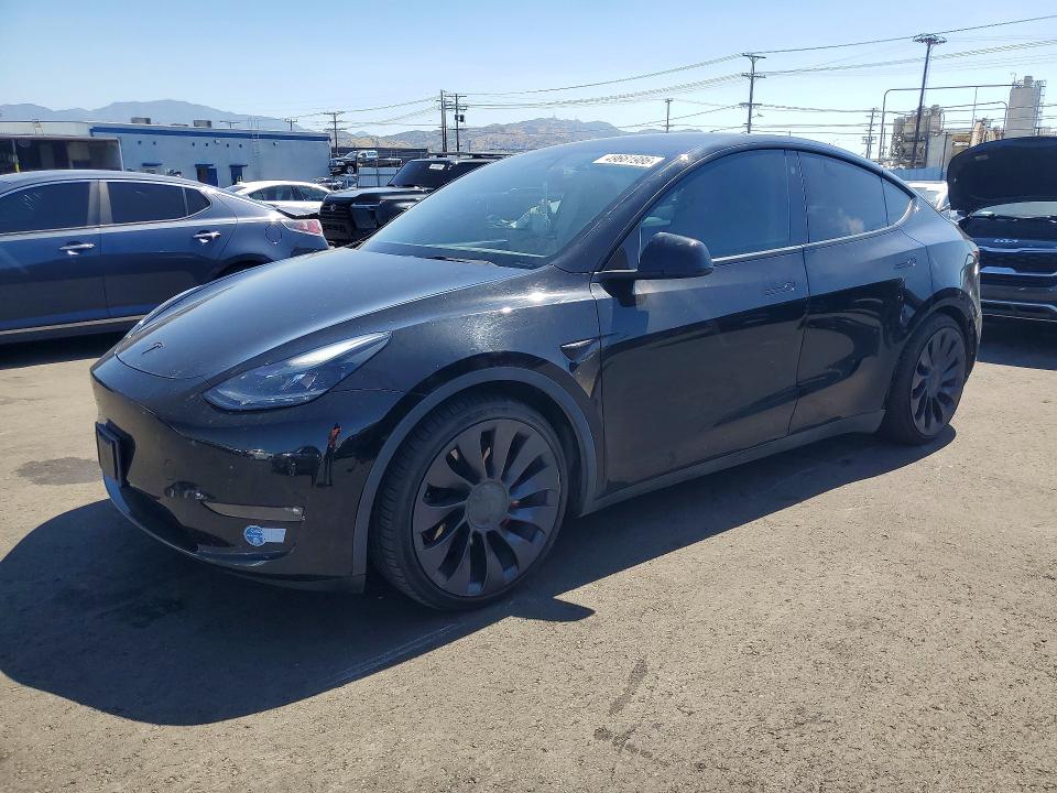 49661986 :رقم المزاد ، 5YJYGDEF8MF249012 vin ، 2021 Tesla Model Y مزاد بيع