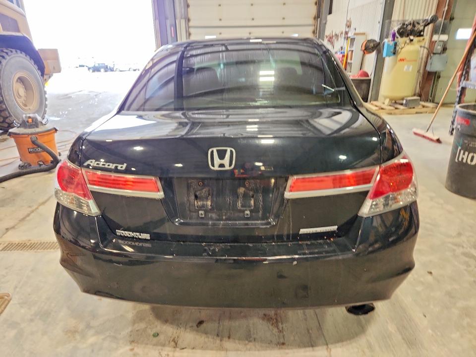 47394586 :رقم المزاد ، 1HGCP2F65CA238216 vin ، 2012 Honda Accord مزاد بيع