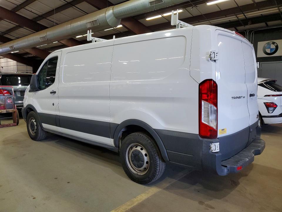 48825976 :رقم المزاد ، 1FTYE1ZM5JKA34750 vin ، 2018 Ford Transit مزاد بيع