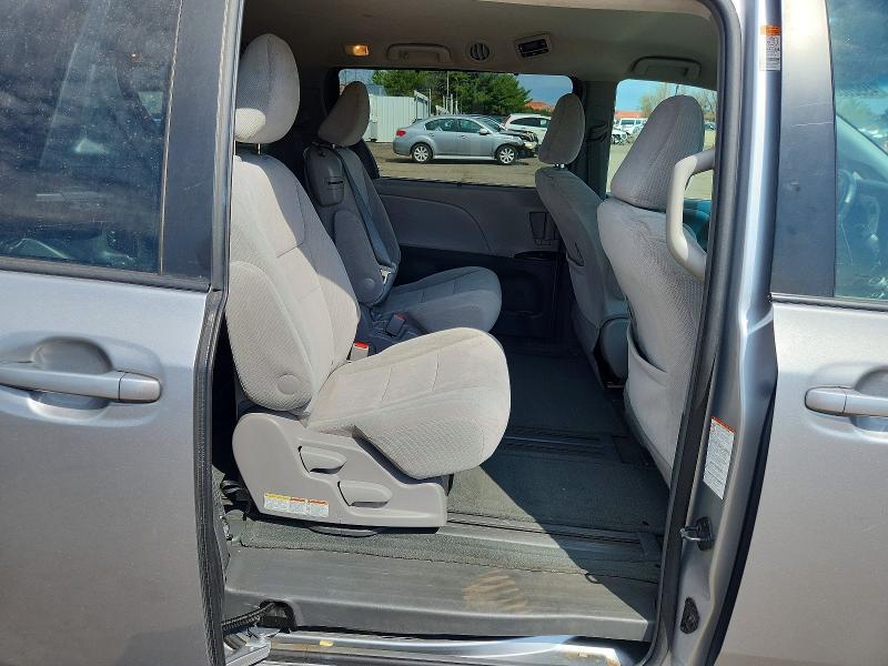 2015 Toyota Sienna მანქანა იყიდება აუქციონზე, vin: 5TDKK3DC3FS687361, აუქციონის ნომერი: 49920396