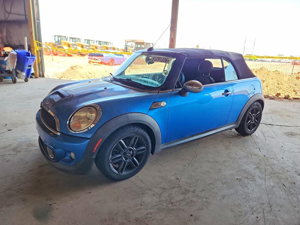 2011 Mini Cooper მანქანა იყიდება აუქციონზე, vin: WMWZP3C5XBTX82530, აუქციონის ნომერი: 51291336