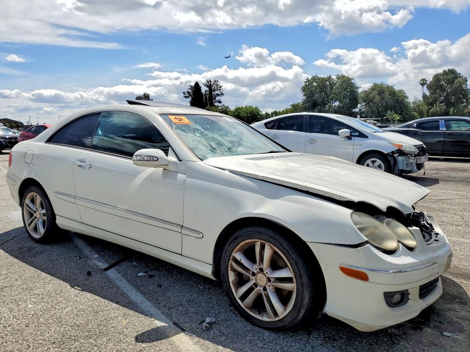50835346 :رقم المزاد ، WDBTJ56H88F248069 vin ، 2008 Mercedes-benz Clk مزاد بيع