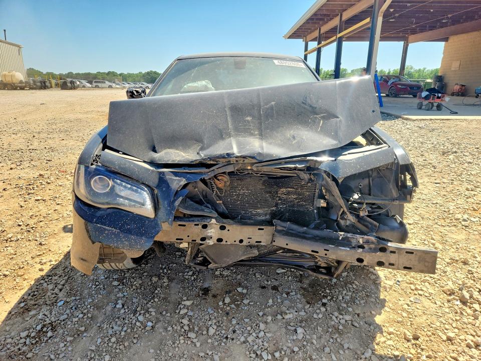 48952806 :رقم المزاد ، 2C3CCABG6FH797142 vin ، 2015 Chrysler 300 مزاد بيع