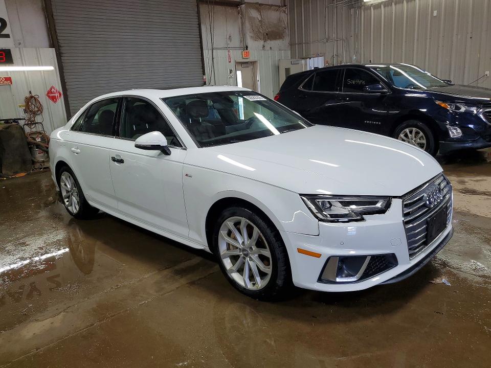Продаж на аукціоні авто 2019 Audi A4, vin: WAUENAF48KN006235, номер лоту: 50582206