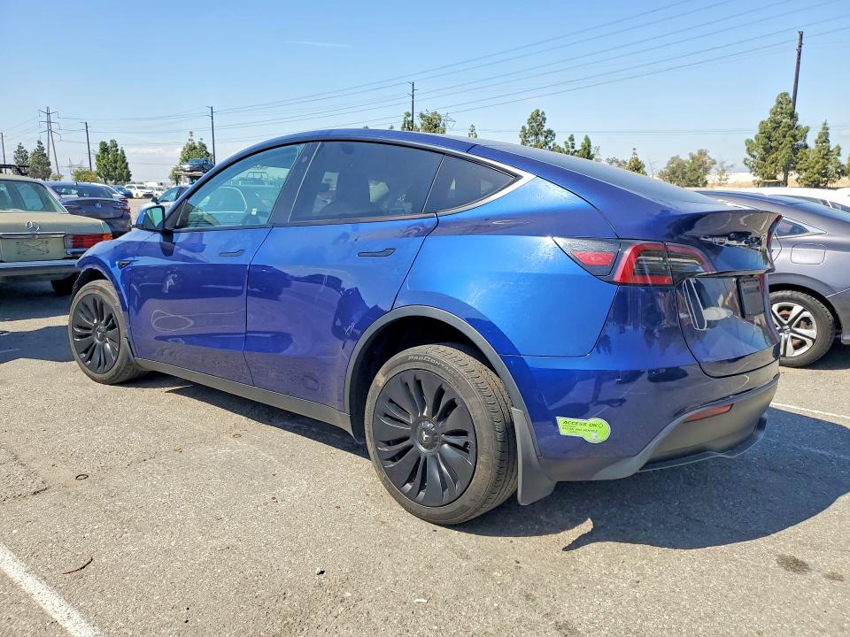 50214056 :رقم المزاد ، 7SAYGDEE3PF647968 vin ، 2023 Tesla Model Y مزاد بيع