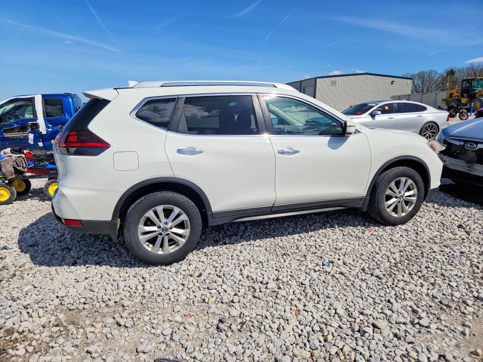 50751886 :رقم المزاد ، 5N1AT2MV1JC810780 vin ، 2018 Nissan Rogue مزاد بيع