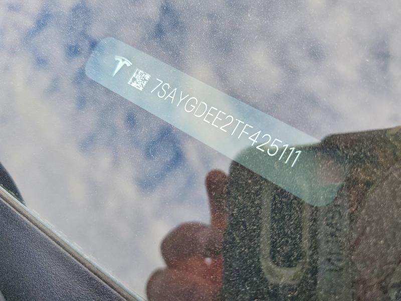2026 Tesla Model Y მანქანა იყიდება აუქციონზე, vin: 7SAYGDEE2TF425111, აუქციონის ნომერი: 50659956