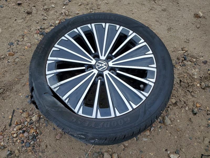 Продаж на аукціоні авто 2025 Volkswagen Taos, vin: 3VVSC7B22SM011154, номер лоту: 49558026