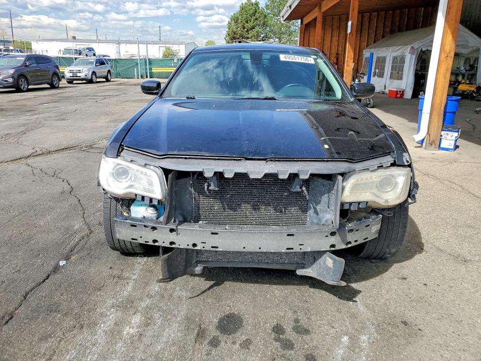 2015 Chrysler 300 მანქანა იყიდება აუქციონზე, vin: 2C3CCARG0FH830979, აუქციონის ნომერი: 49551756