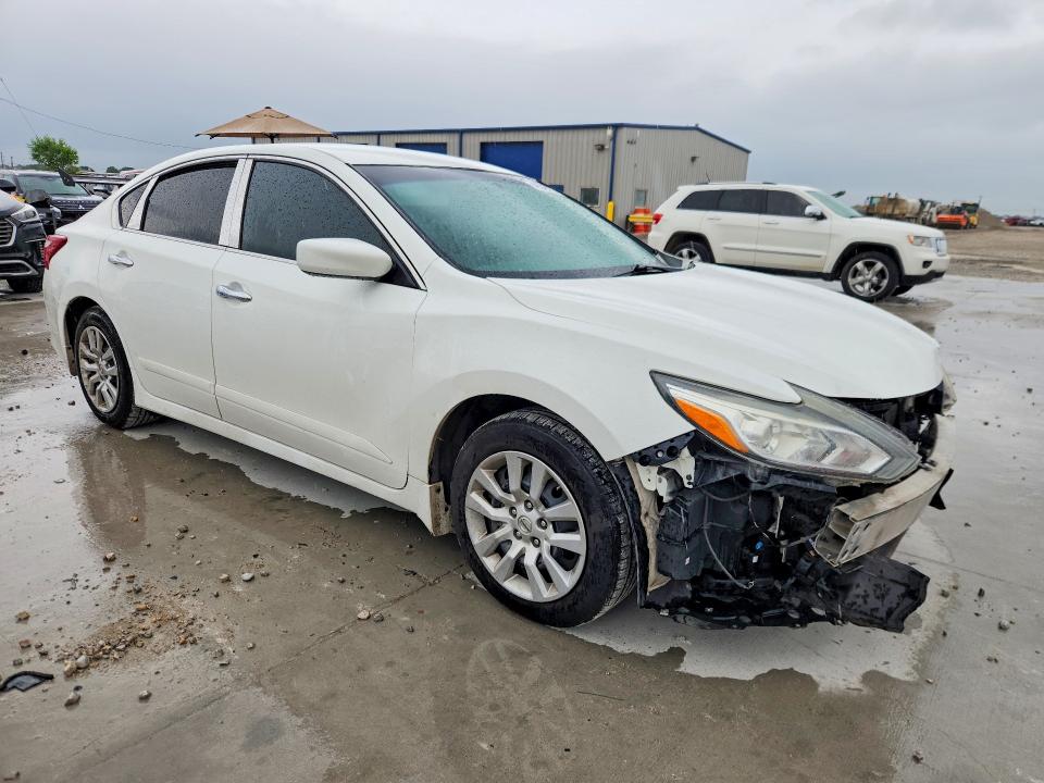 48546296 :رقم المزاد ، 1N4AL3AP8JC229895 vin ، 2018 Nissan Altima مزاد بيع