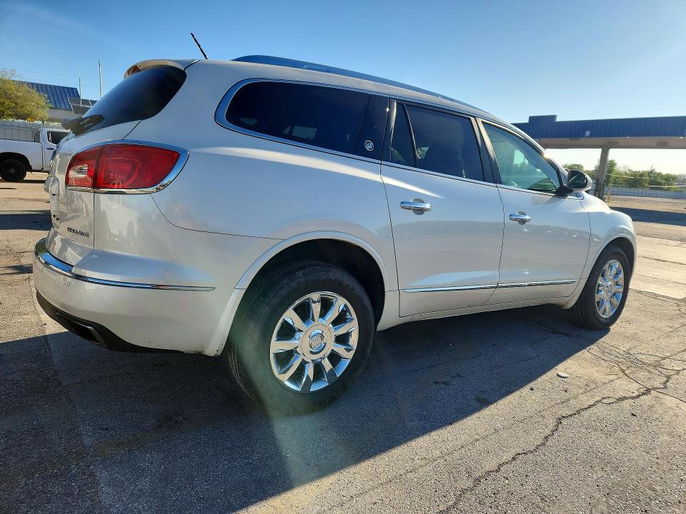 50252526 :رقم المزاد ، 5GAKRCKD6FJ110796 vin ، 2015 Buick Enclave مزاد بيع
