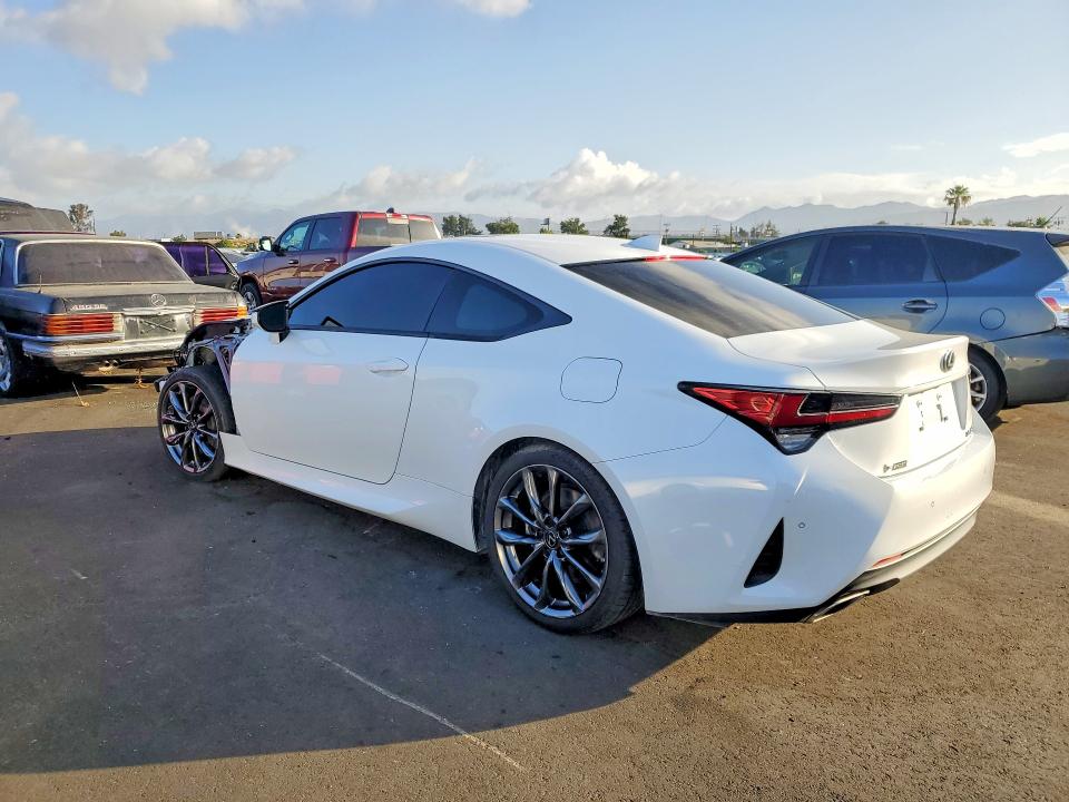 51372986 :رقم المزاد ، JTHGA5BC1M5011807 vin ، 2021 Lexus Rc 300 مزاد بيع