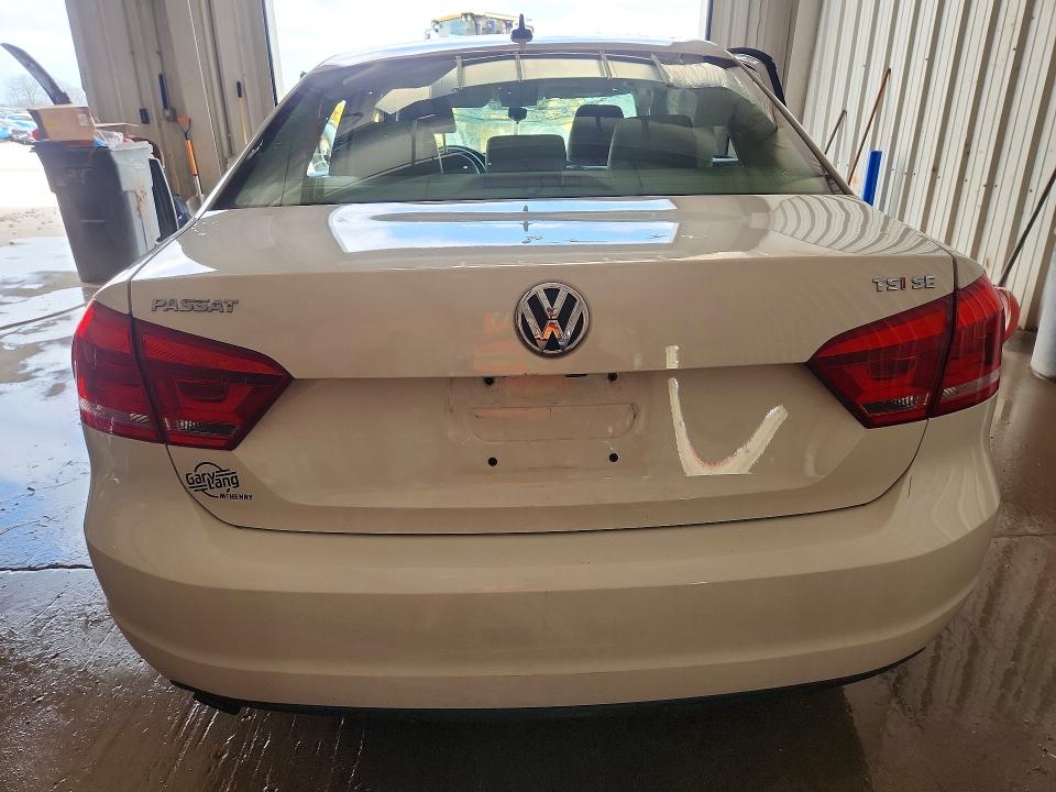 Aukcja sprzedaży 2015 Volkswagen Passat, vin: 1VWBS7A34FC023662, numer aukcji: 49826836