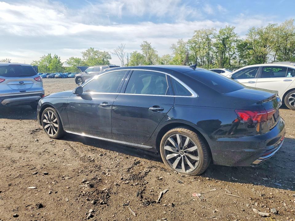 51531366 :رقم المزاد ، WAUBBAF44MA058712 vin ، 2021 Audi A4 مزاد بيع