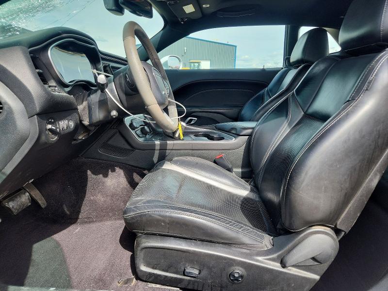 51032716 :رقم المزاد ، 2C3CDZBT7JH300617 vin ، 2018 Dodge Challenger مزاد بيع