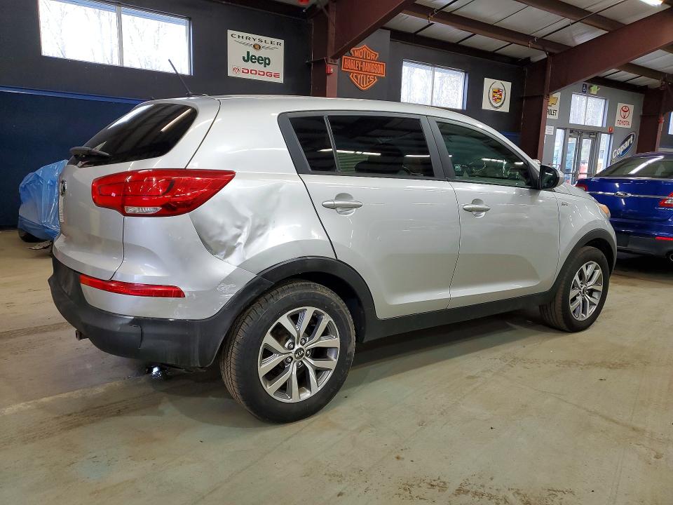 51178356 :رقم المزاد ، KNDPBCACXF7700630 vin ، 2015 Kia Sportage مزاد بيع