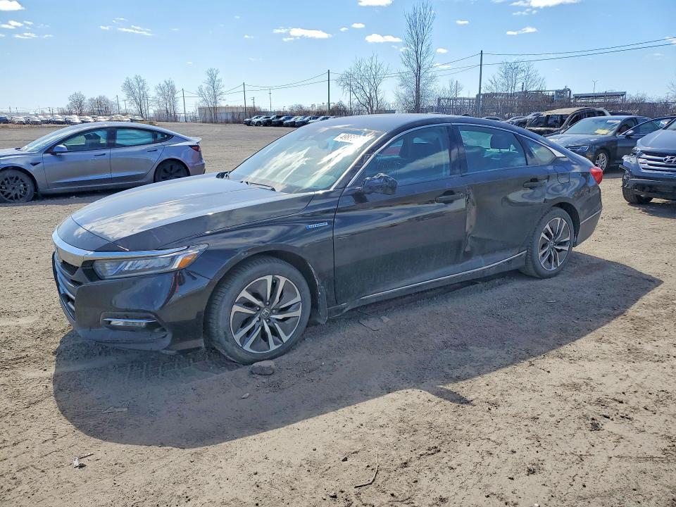 Продажа на аукционе авто 2018 Honda Accord, vin: 1HGCV3F76JA800156, номер лота: 49886516