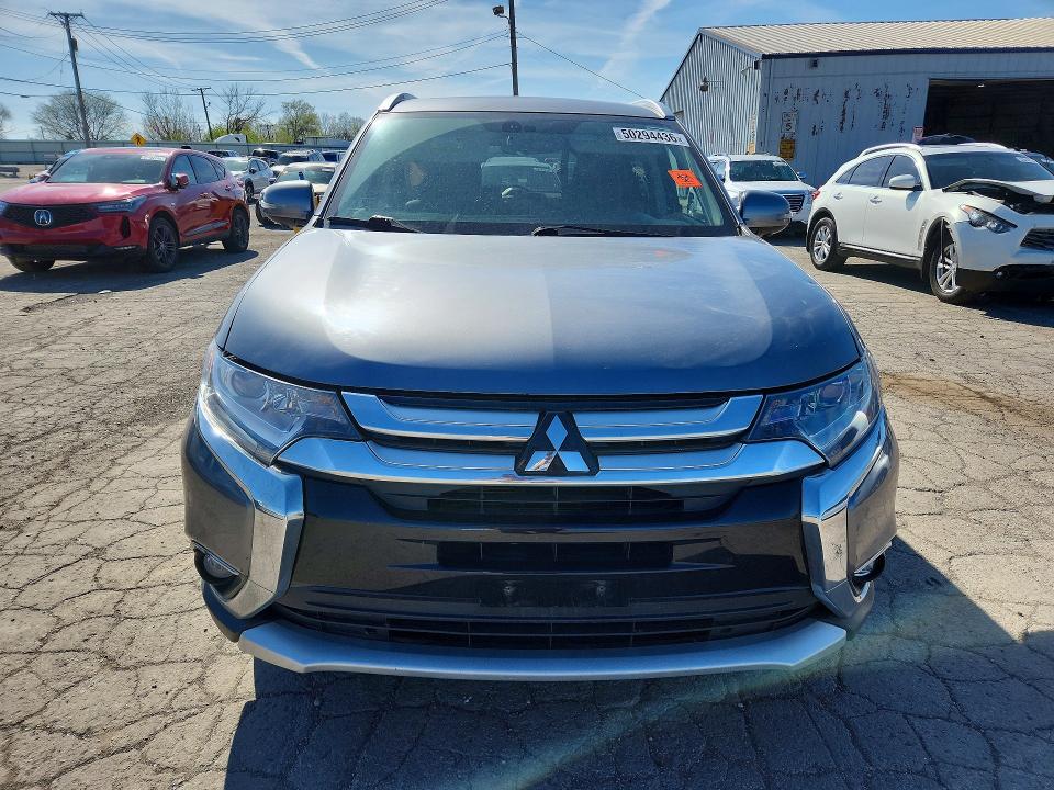 2018 Mitsubishi Outlander მანქანა იყიდება აუქციონზე, vin: JA4AZ3A39JZ006360, აუქციონის ნომერი: 50294436